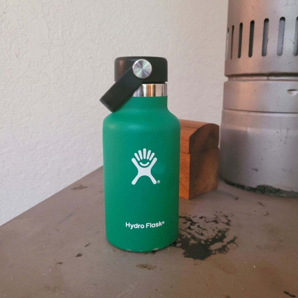 Green 12 oz Hydro Flask